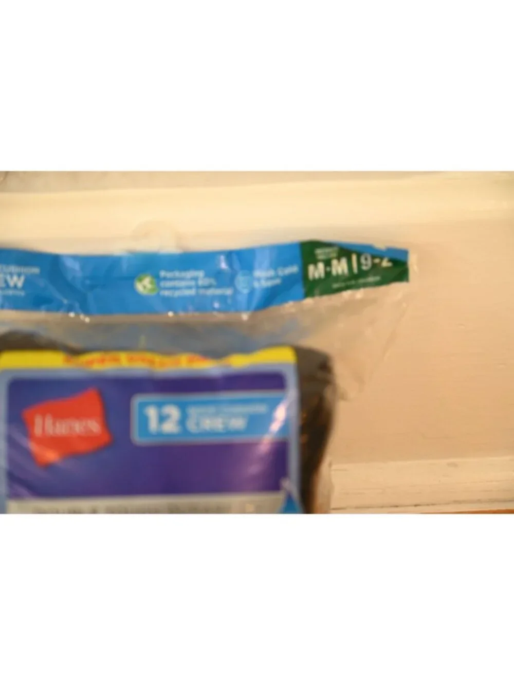 NIP Hanes Super Value 12 Pack Cushion Crew Socks Sz M 9-2.5 Black Athletic